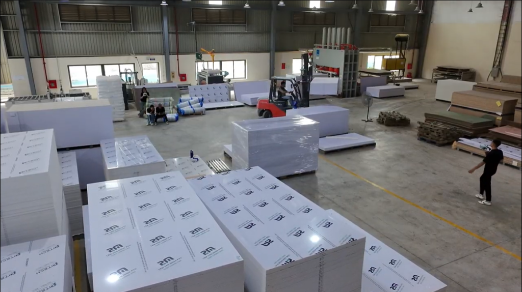 Quay phim nhà máy chuyên nghiệp – Giải pháp nâng tầm hình ảnh doanh nghiệp sản xuất TATMedia Giải Pháp Truyền Thông Quay phim nhà máy chuyên nghiệp – Giải pháp nâng tầm hình ảnh doanh nghiệp sản xuất TATMedia Giải Pháp Truyền Thông